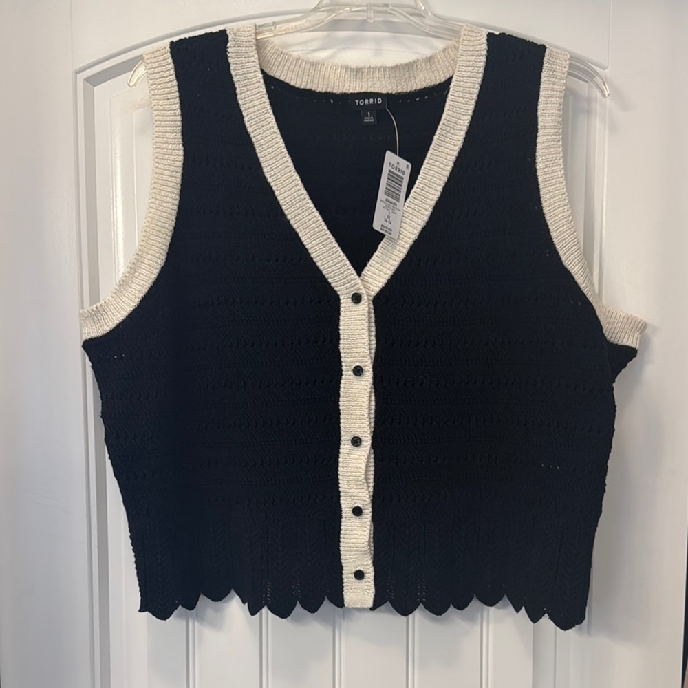 Torrid Black and Cream Buttoned Vest